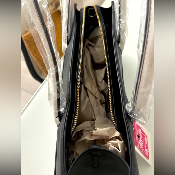 TRINA Turk Colorblock satchel with shoulder strap. Retail $138 - Picture 4 of 8